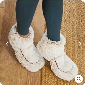 Marshmallow Brown Warmies Boots, pre-loved excellent conditions onesize